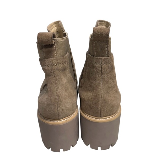 Dolce Vita Hailey Suede Pull on Block Heel
Boots Size 8.5M - Picture 4 of 8